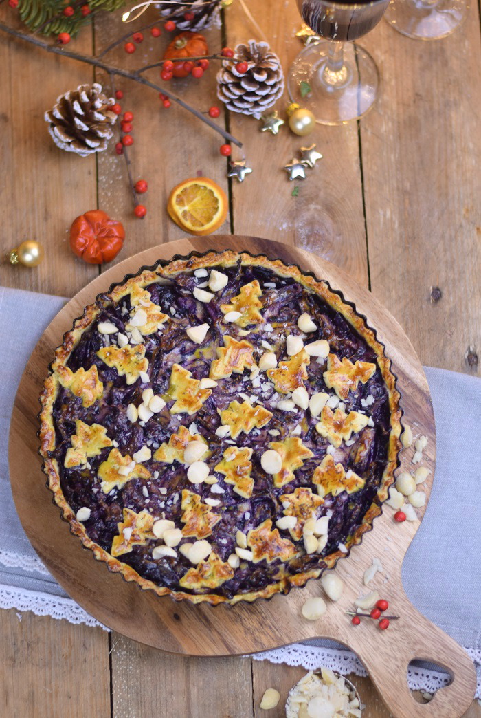 Rotkohl Tarte, Parmesan Plätzchen &amp; Apfelrotkohl - Red Cabbage Tart ...