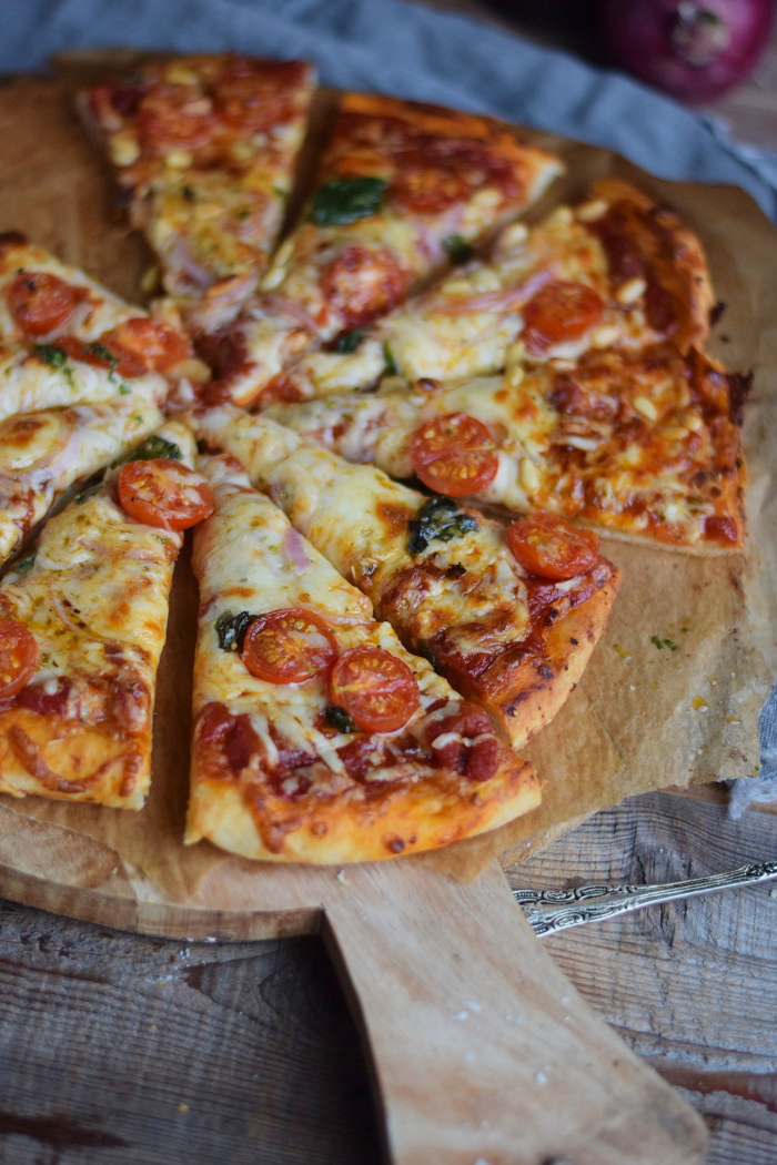 Knusprige Pizza - Pizza Teig - Pizza Dough