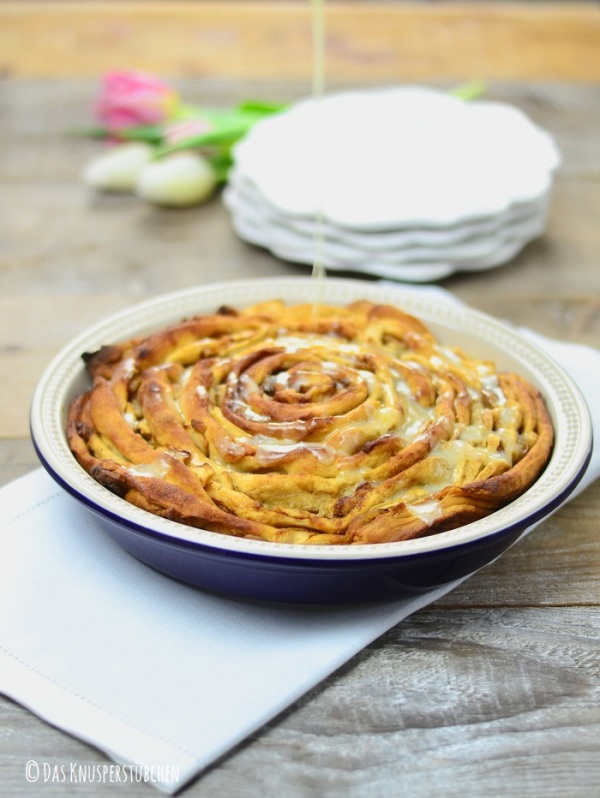 Pinwheel mit Browned Butter, Pfirsichen und Zimt ⋆ Knusperstübchen
