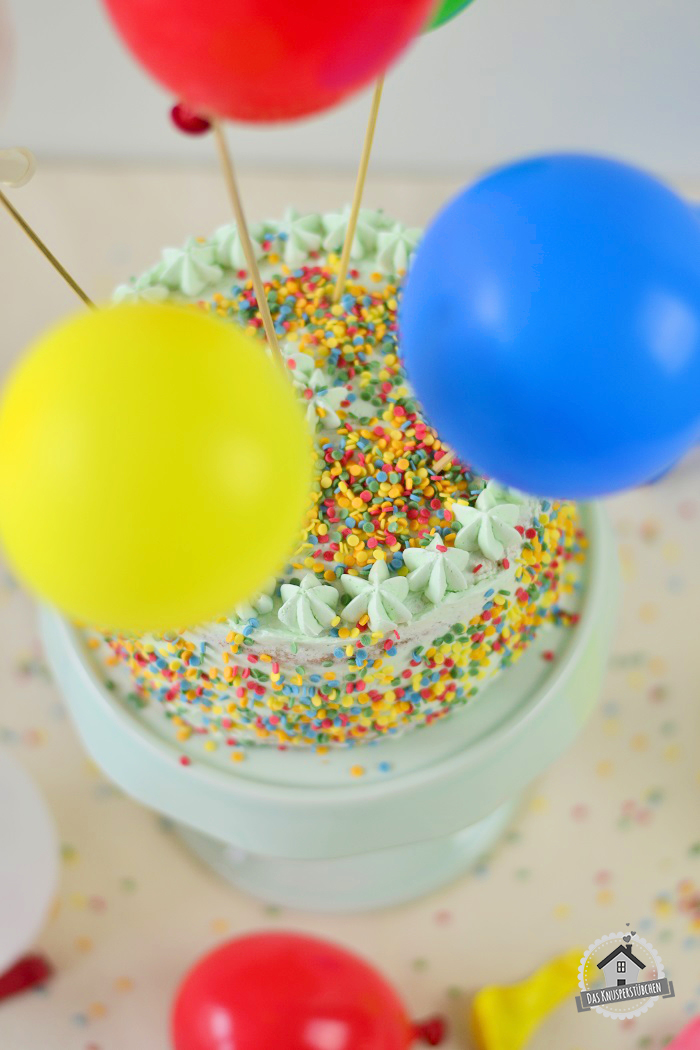 Marzipan Geburtstagstorte Luftballons