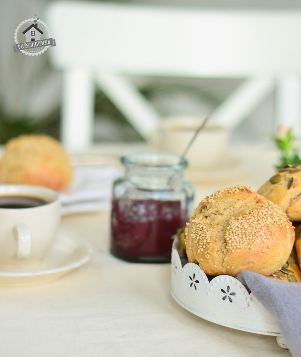 Quarkbrötchen mit Himbeermarmelade ⋆ Knusperstübchen
