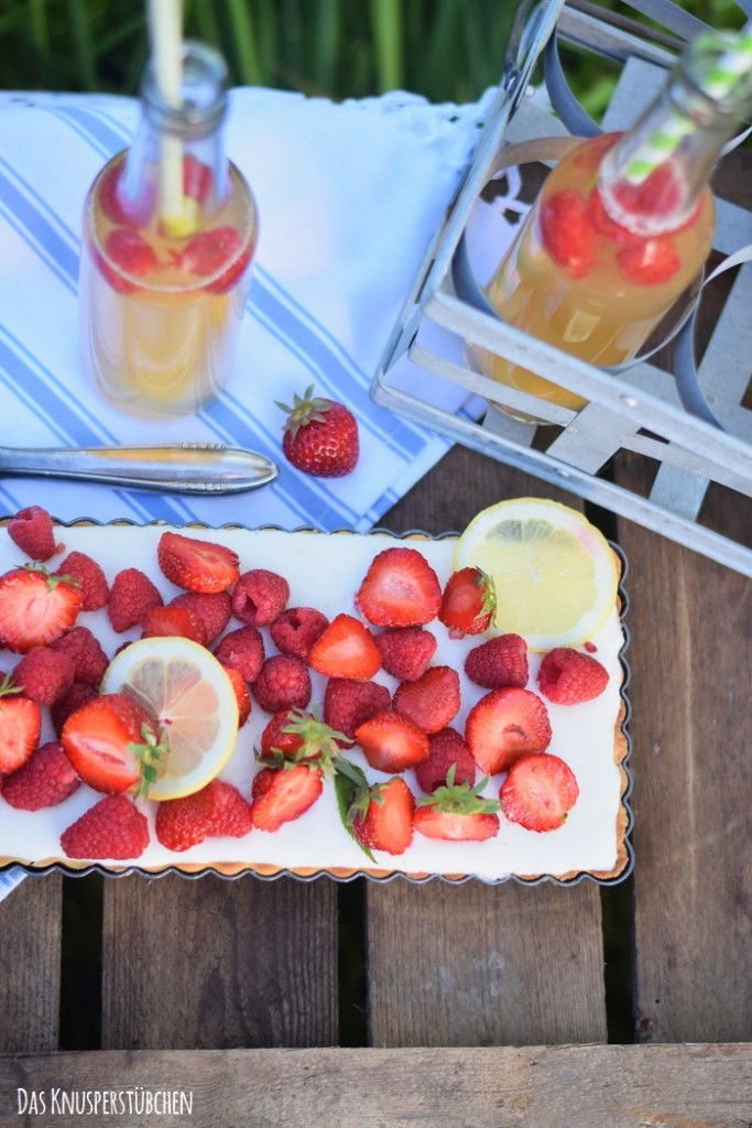 Zitronentarte mit Beeren - Lemon Tart with Berries