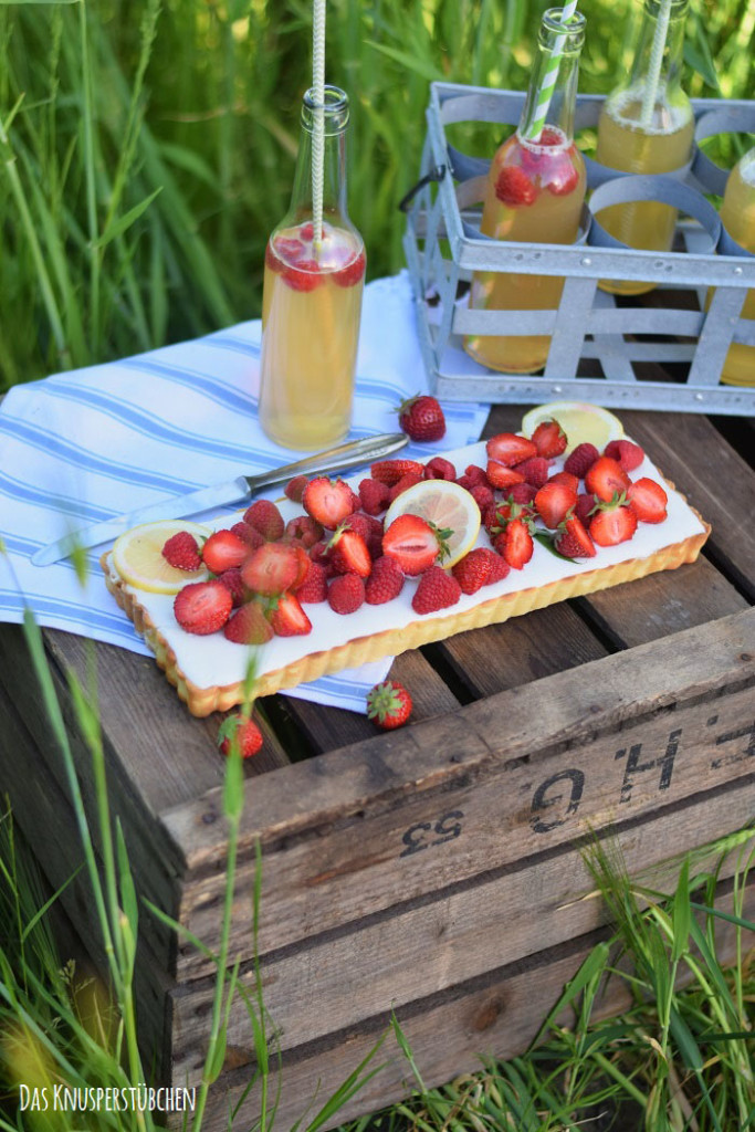 Zitronentarte mit Beeren - Lemon Tart with Berries