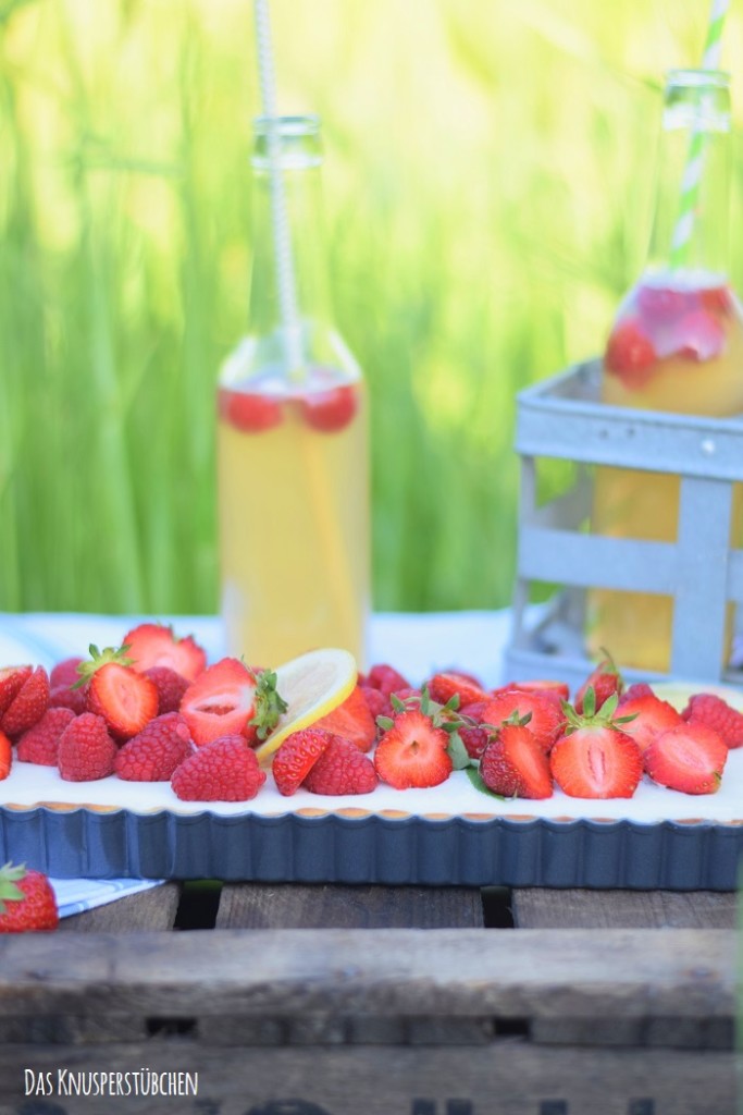 Zitronentarte mit Beeren - Lemon Tart with Berries