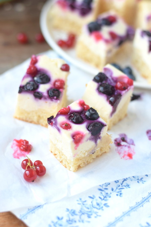 Quarkkuchen mit Beeren