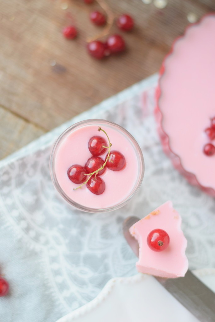 Red currant panna cotta tart - Johannisbeer Panna Cotta Tarte #summer # ...