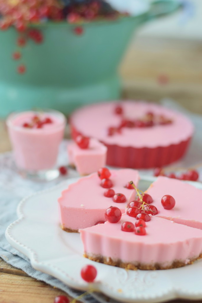 Red currant panna cotta tart - Johannisbeer Panna Cotta Tarte #summer # ...