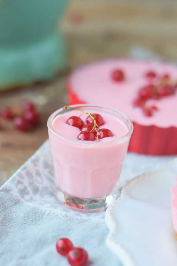 Red currant panna cotta tart - Johannisbeer Panna Cotta Tarte #summer # ...