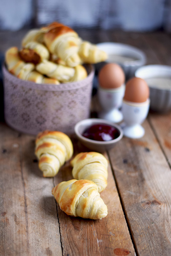 Breakfast Rolls - Fluffige Hörnchen &amp; Pflaumen-Vanille-Marmelade