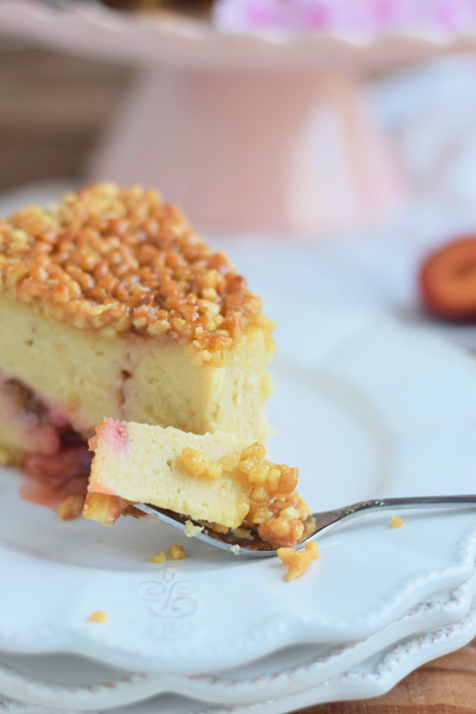 Mandel-Karamell Kuchen mit Pflaumen - Almond Praline Cake with plums # ...
