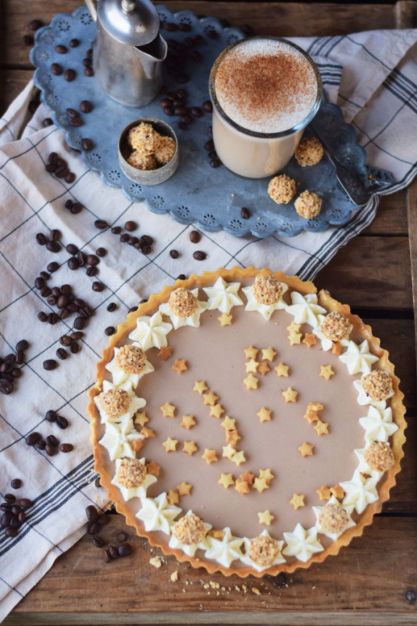Nougat Baileys Tarte und ein Baileys Latte