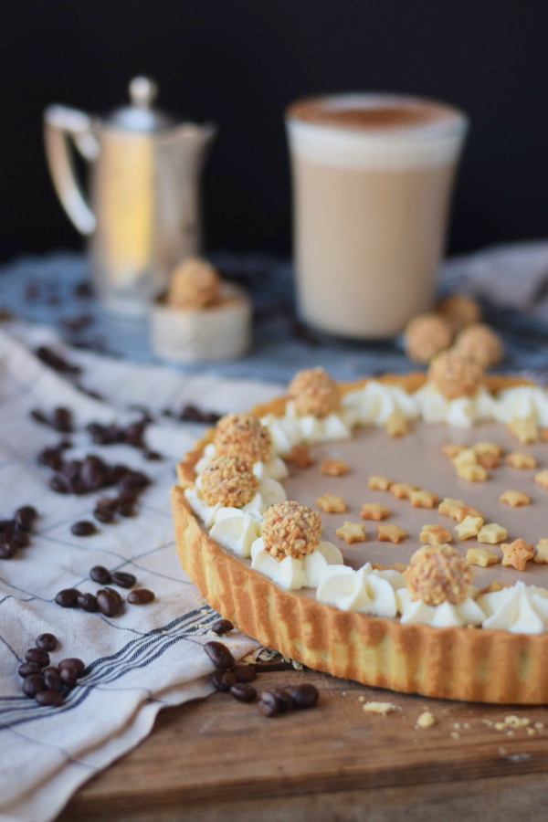 Nougat Baileys Tarte und ein Baileys Latte