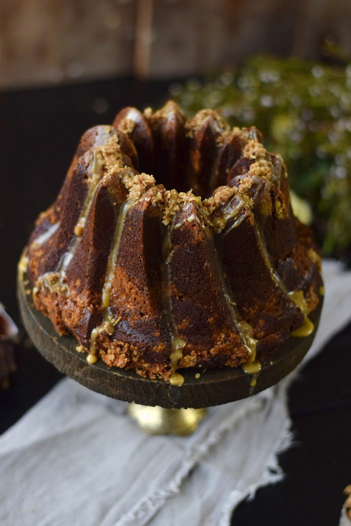 Wuerziger Kürbis Kuchen mit STreuseln - Pumpkin Spice Crumble Cake (5)