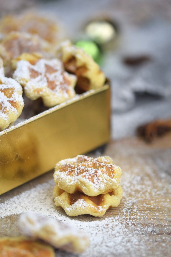 Spekulatius Waffelplaetzchen - Speculoos Waffle Christmas Cookies (11)