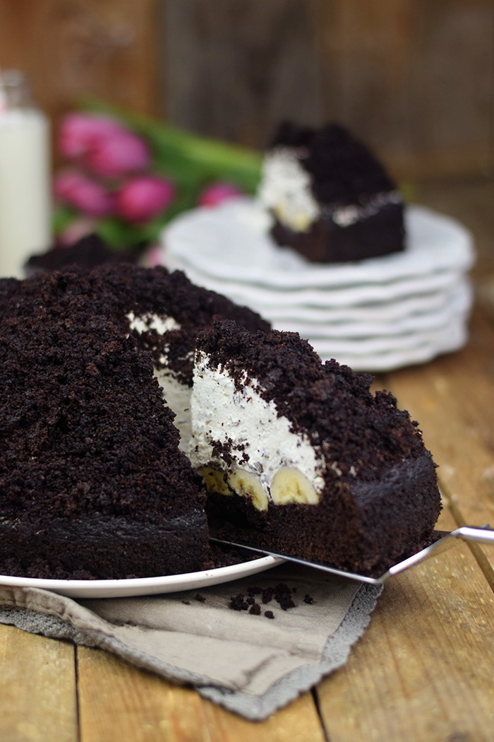 Maulwurfkuchen - Schokoladenkuchen mit Bananen und weisser Creme - Chocolate Banana Cream Cake Pie (12)