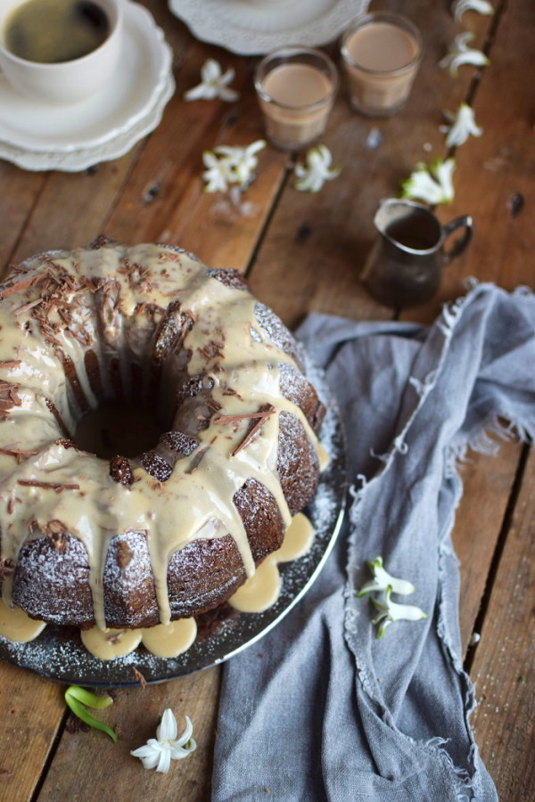 Baileys Schoko oder Eierlikör Schoko Gugelhupf Kuchen - Baileys ...