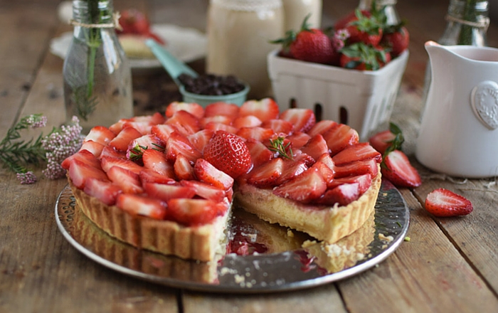 Erdbeer-Cheesecake-Torte: Muttertags-Gewinnspiel (Werbung)