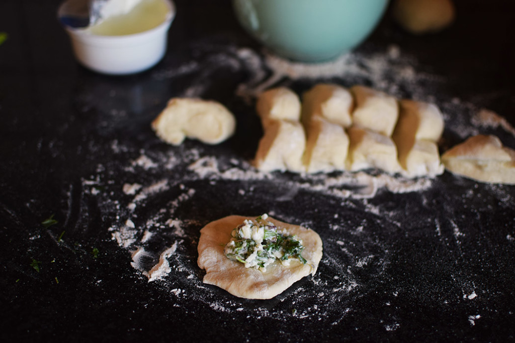 Joghurt Broetchen mit Spargel Dip - Yogurt Asparagus BBQ Rolls (23)