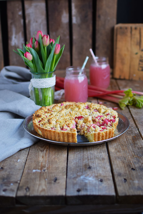 Rhabarber Streusel Tarte - Rhubarb Crumble Tart Rhabarber Streusel Tarte - Rhubarb Crumble Tart