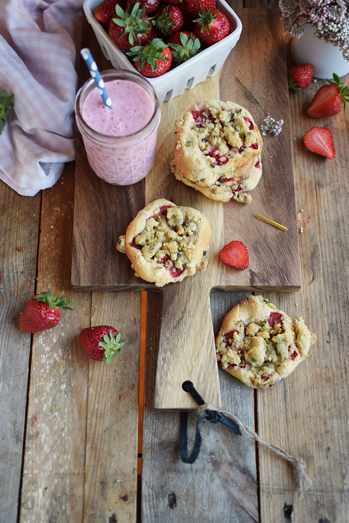 Erdbeer Crumble Muffin Cookies - Strawberry Crumble Muffin Cookies (15)