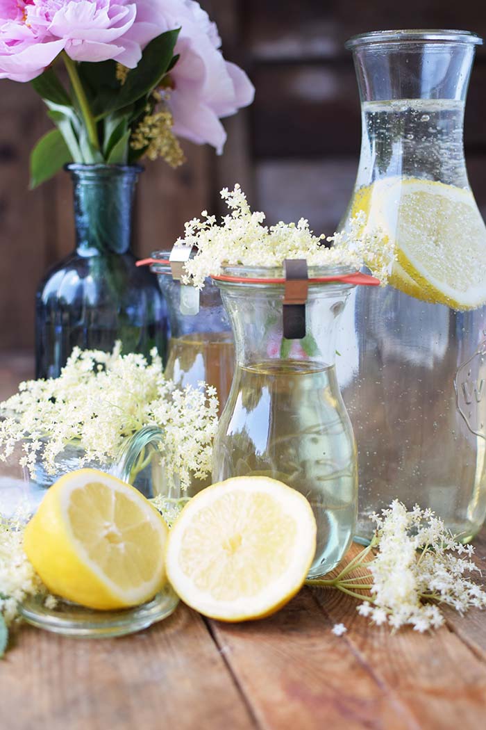 Holunderblueten Sirup & Schorle - Elderflower Cordial & Lemonoade (2)