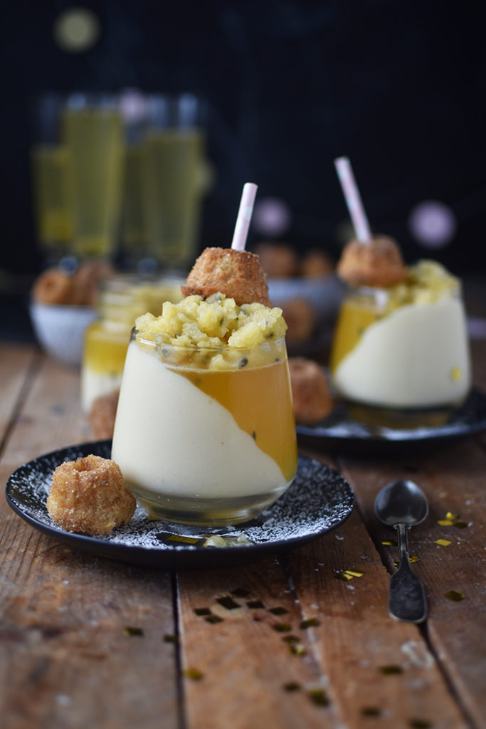 Maracuja-Sekt-Panna-Cotta: ein Silvester-Dessert ⋆ Knusperstübchen