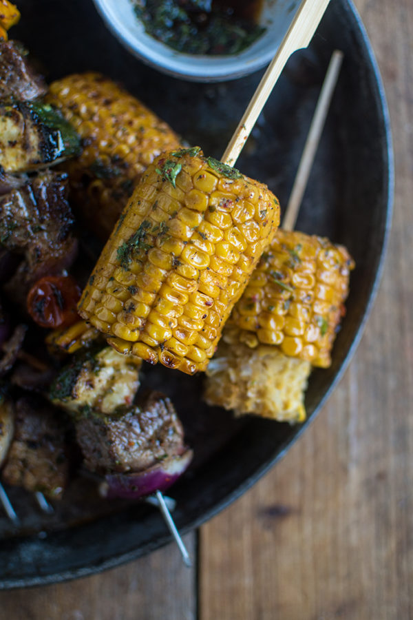 Grillspieße mit Kräuter-Chili-Marinade: Mais und Rinderfilet ⋆ ...