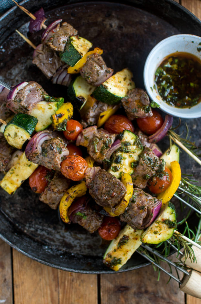 Grillspieße mit Kräuter-Chili-Marinade: Mais und Rinderfilet ⋆ ...