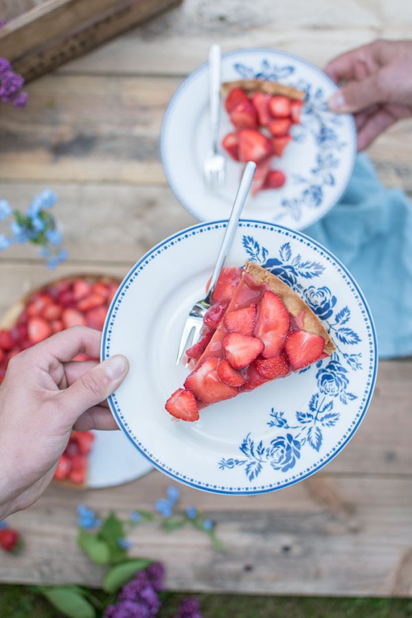 Erdbeertorte mit Vanillecreme: Ein Familienliebling ⋆ Knusperstübchen