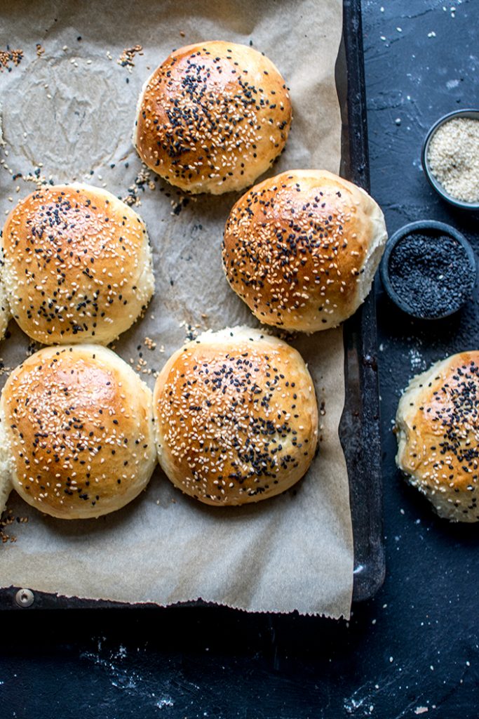 Süßkartoffel-Pommes aus dem Ofen &amp; mediterrane Burger: Snacken können ...
