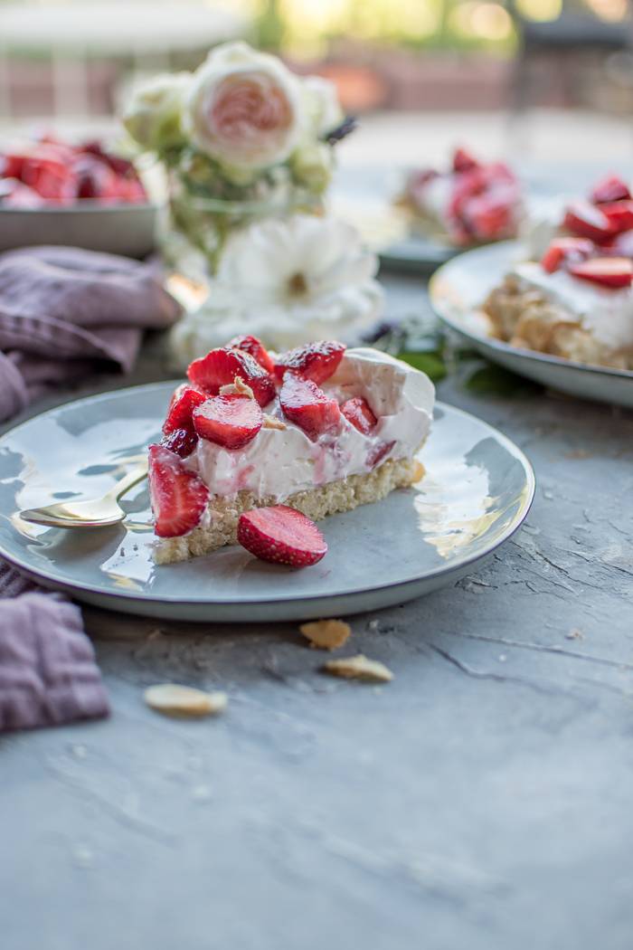 Erdbeer-Mandel-Torte mit Zitronenquark: Schnelles Sommerkuchen-Glück ⋆ ...