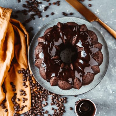 Schokoladenkuchen mit Kaffee-Ganache: Happy Birthday!