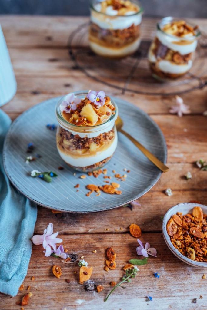 Apfel-Ricotta-Dessert im Glas mit Knuspercrunch ⋆ Knusperstübchen