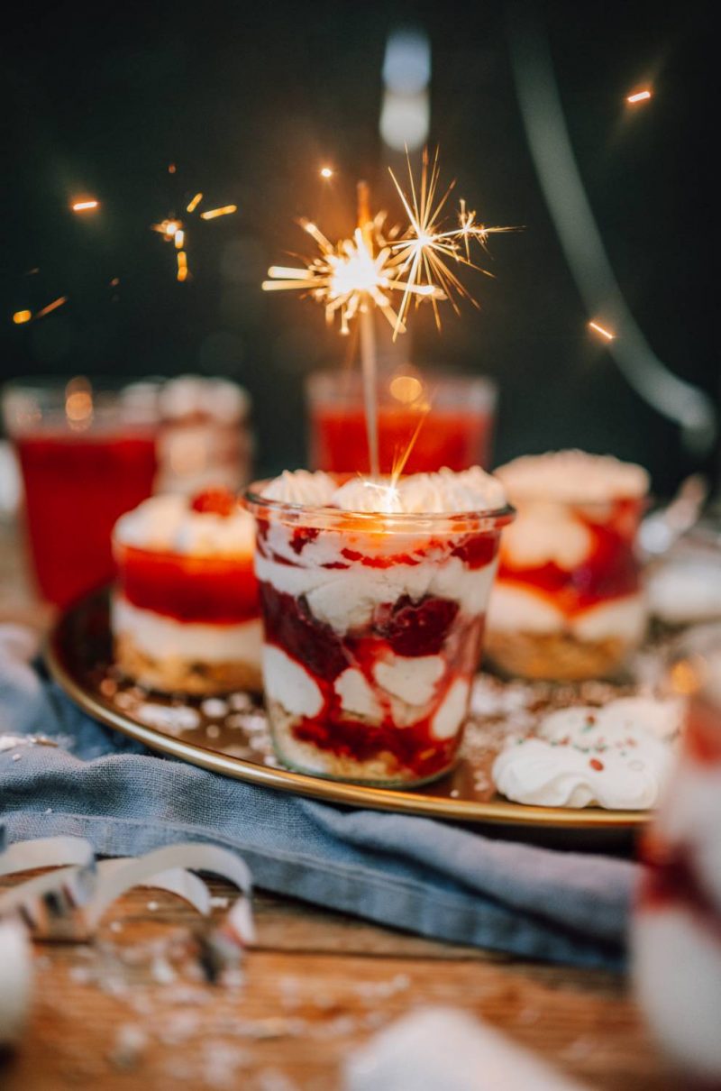 Himbeer-Mascarpone-Dessert mit Plätzchenresten: Ein Last-Minute ...