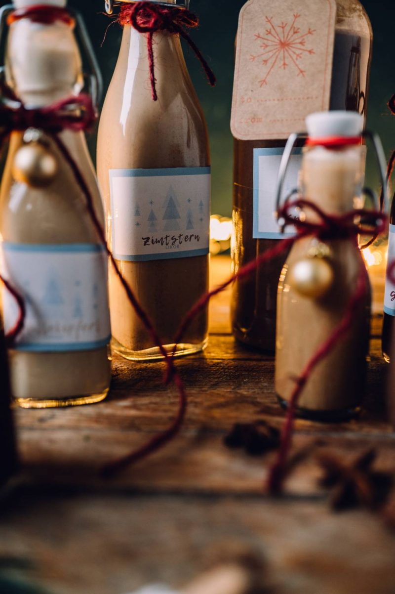 Weihnachtslikör zum Verschenken: Vanillekipferl, Glühbeeren ...