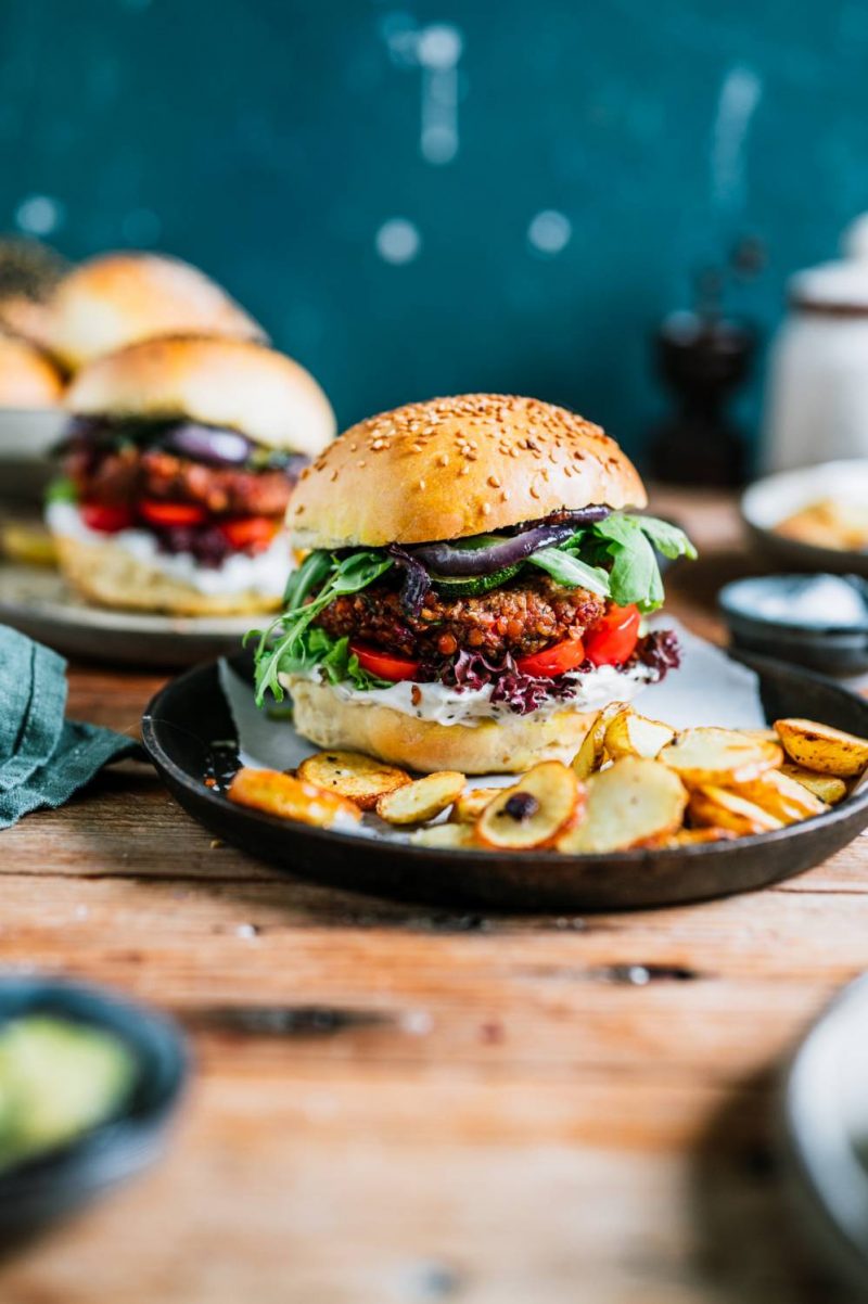 Vegane Linsenburger Mit Rucola Und BRESSO 100% PFLANZLICH ⋆ Knusperstübchen