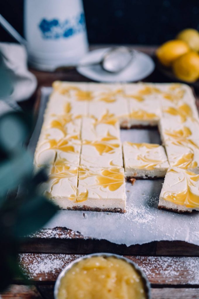 Zitronen-Cheesecake Schnitten: Sonne auf dem Kuchenteller ⋆ Knusperstübchen