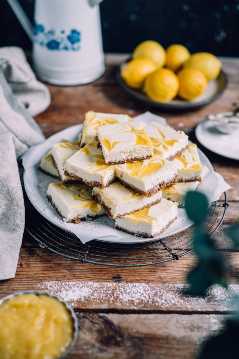 Zitronen-Cheesecake Schnitten: Sonne auf dem Kuchenteller ⋆ Knusperstübchen