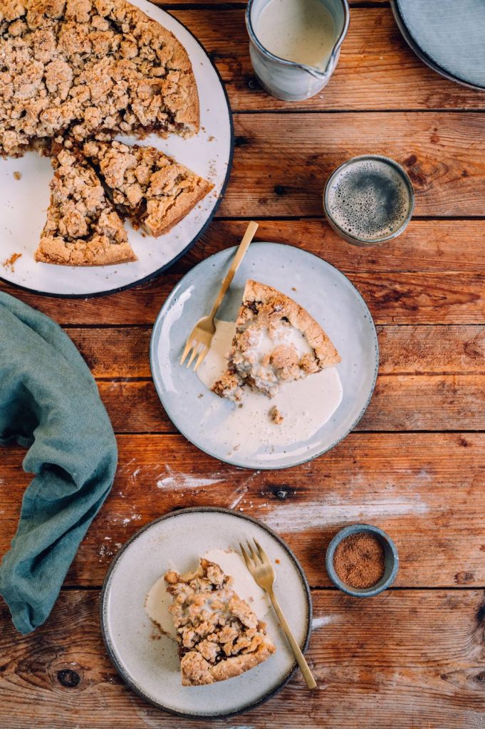 Apple Crumble Pie mit Vanillesauce: Ein knuspriger Apfelkuchen ⋆ ...