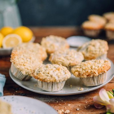 Zitronen-Streusel-Muffins mit Mohn: Sonne auf dem Kuchenteller