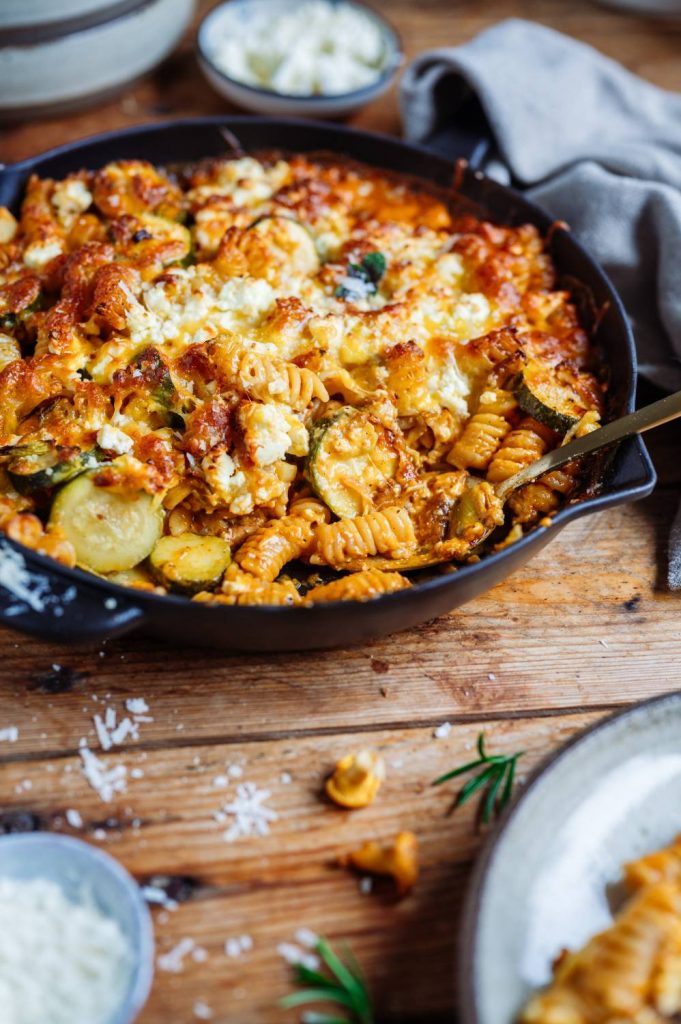 Pasta-Auflauf mit Zucchini und Pfifferlingen ⋆ Knusperstübchen