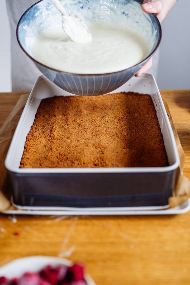 Zitronen Himbeer Cheesecake Schnitten-10 ⋆ Knusperstübchen