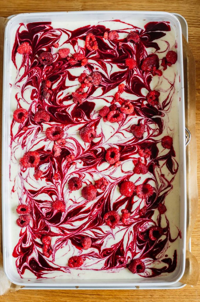 Zitronen-Quarkkuchen mit Himbeeren vom Blech ⋆ Knusperstübchen