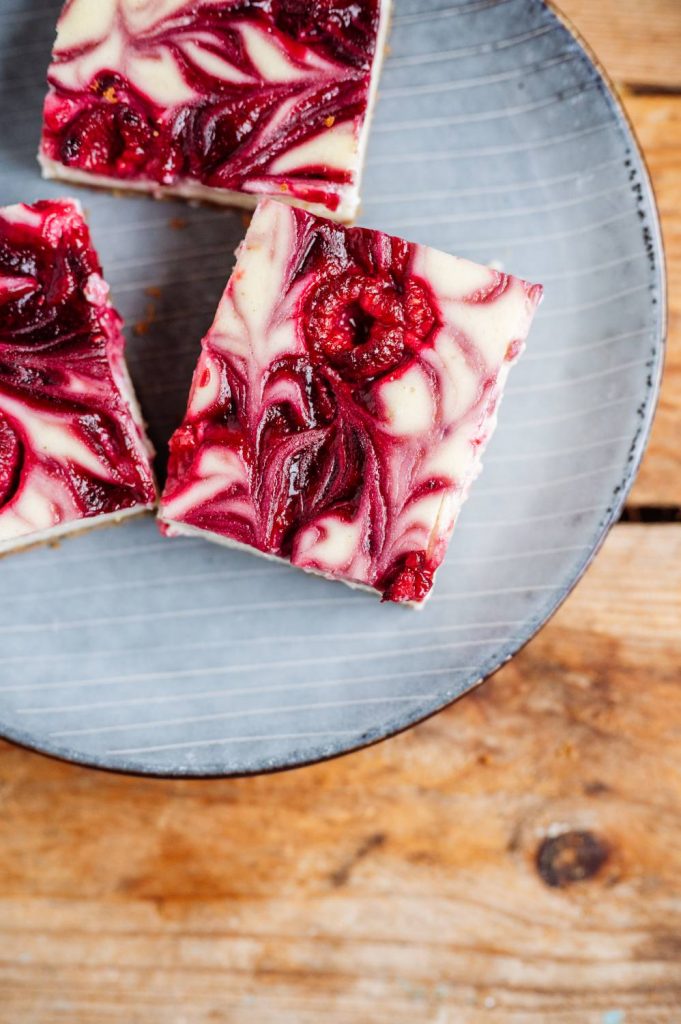 Zitronen-Quarkkuchen mit Himbeeren vom Blech ⋆ Knusperstübchen