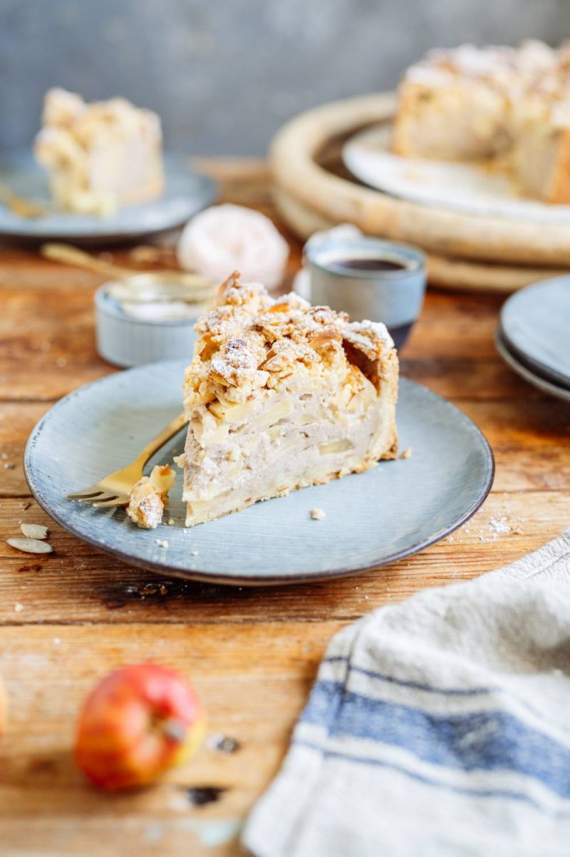 Apfelkuchen mit Streuseln und Zimtcreme: ein knuspriger Herbstkuchen ⋆ ...